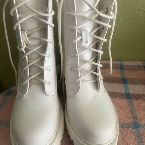 Madden Girl White Lace Up Boots with Chunky Sole - Picture 2 of 3
